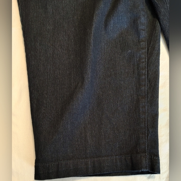 Christopher & Banks CJ Banks Classic Fit Comfort Waist Denim Capris Size 18W NWT - Picture 9 of 10